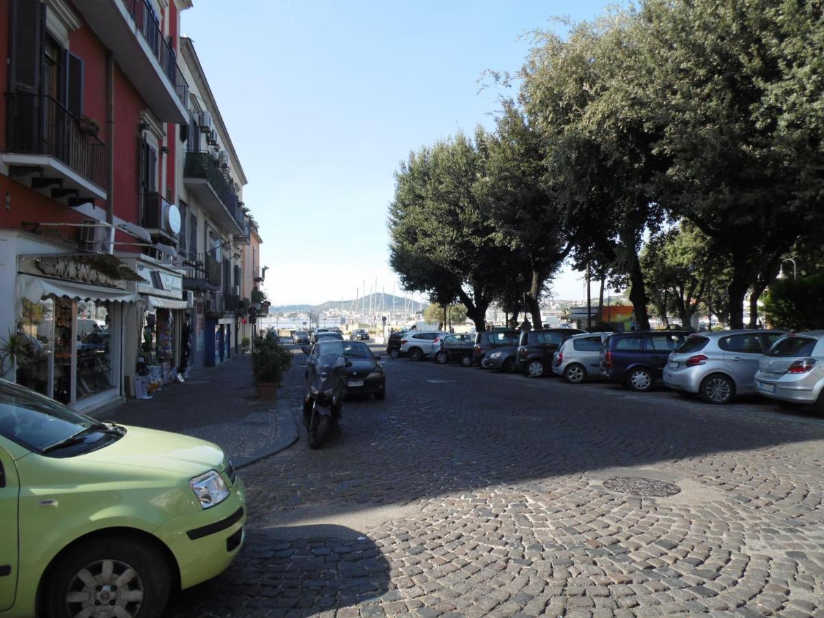 Apartament A Casa Di Monica Pozzuoli Zewnętrze zdjęcie