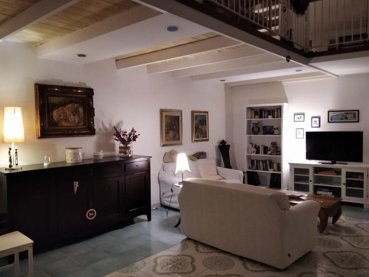 Apartament A Casa Di Monica Pozzuoli Zewnętrze zdjęcie